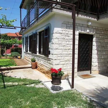 Paliska House With 3* Umag