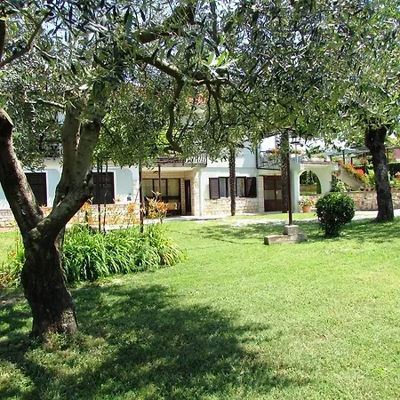 Guest house Paliska House With Umag